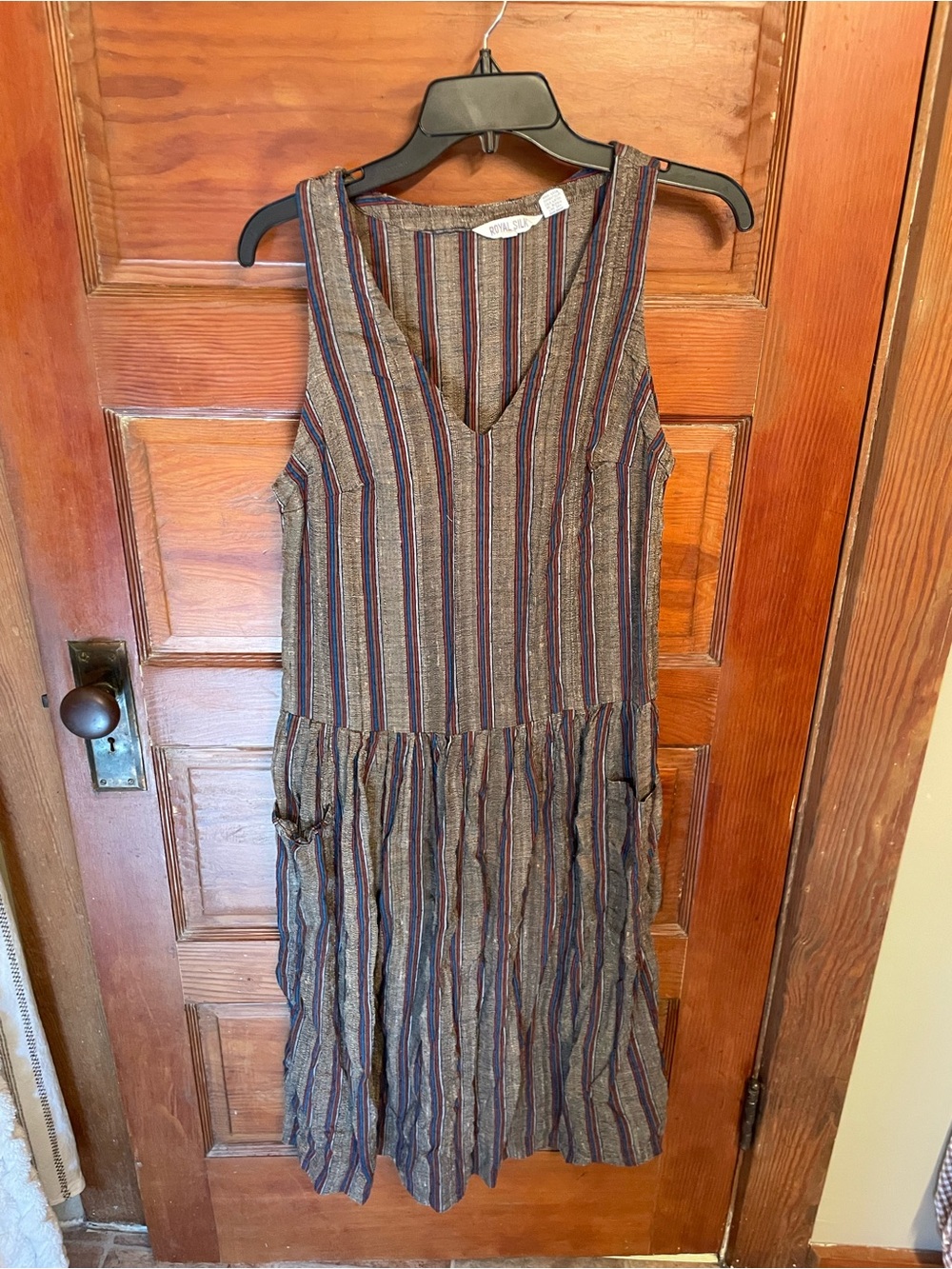 Royal Silk sleeveless v-neck dress
